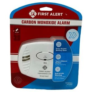 First Alert Carbon Monoxide Alarm Battery Operated 1039718 CO400-3 NEW